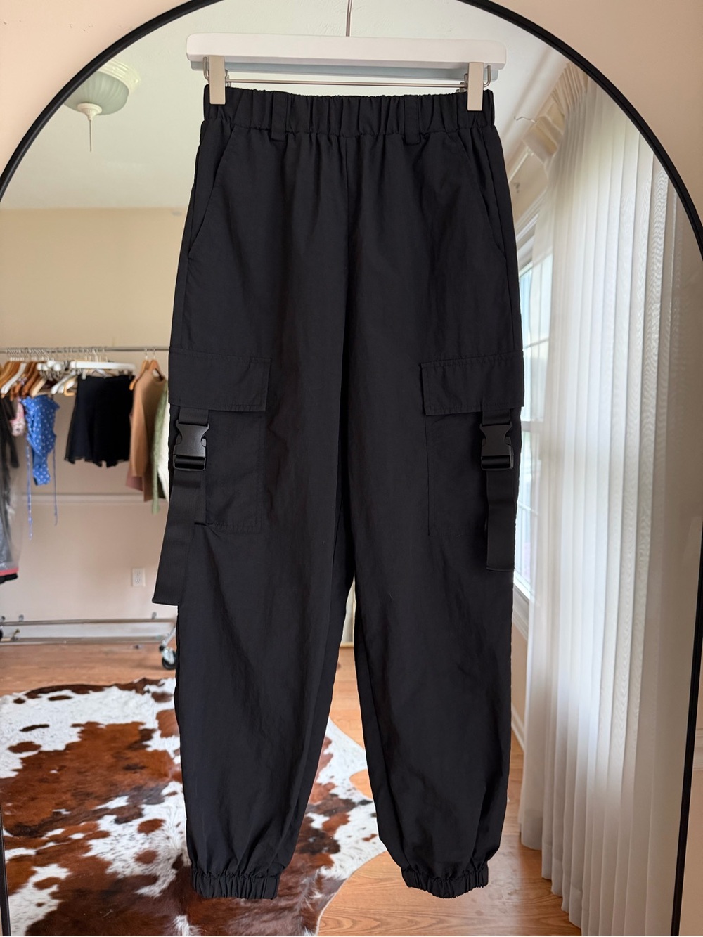 Forever 21 Black Cargo Jogger Pants with Buckles Size S